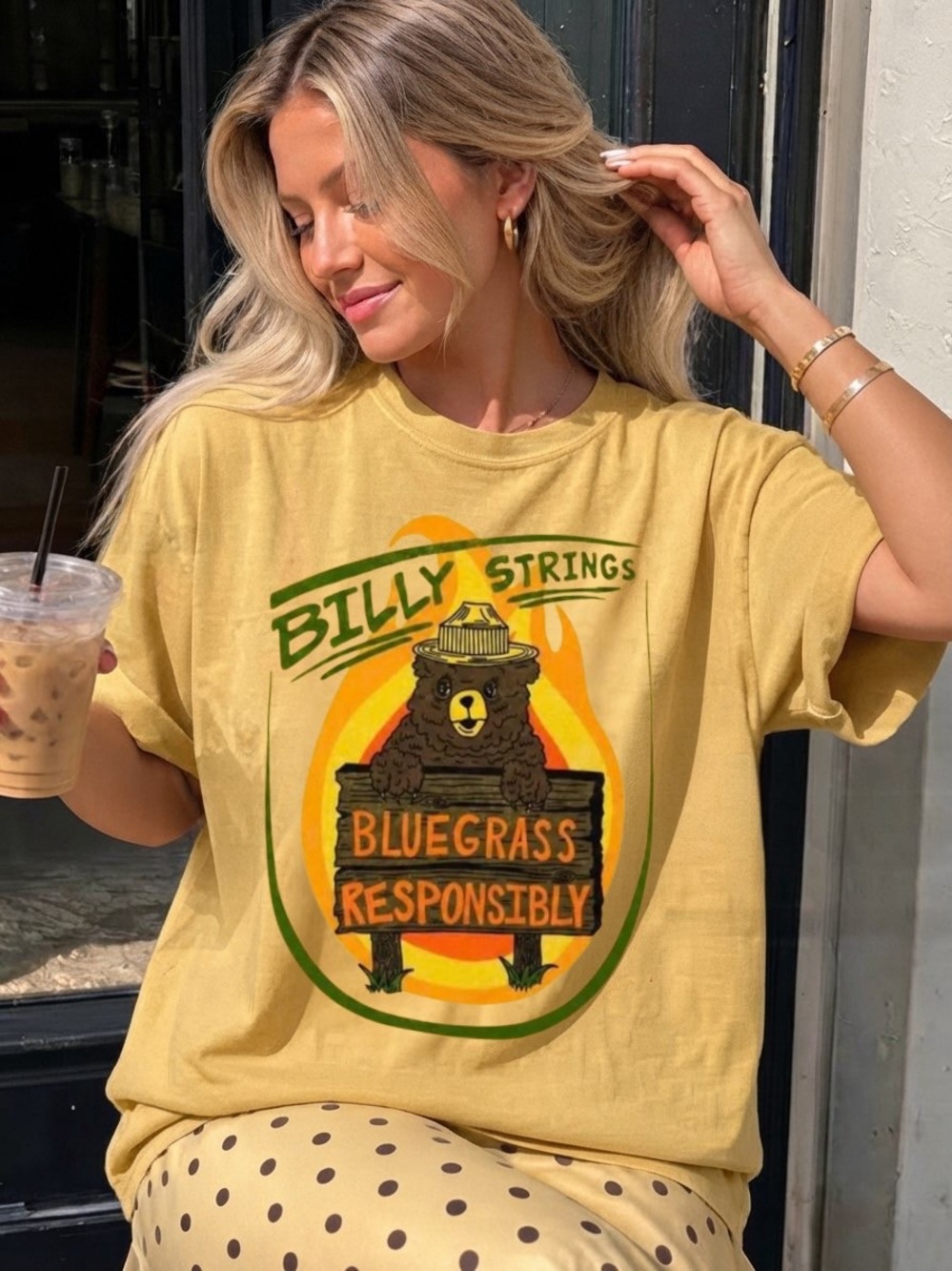 'Billy Strings' Bear Graphic Comfort Color Tee
